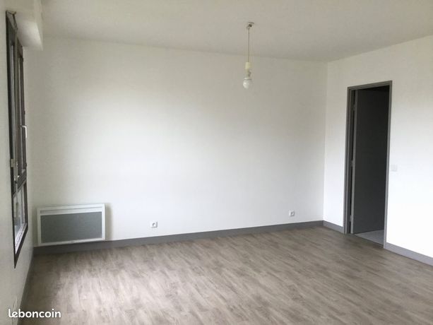 Studio 1 pièce 33 m²