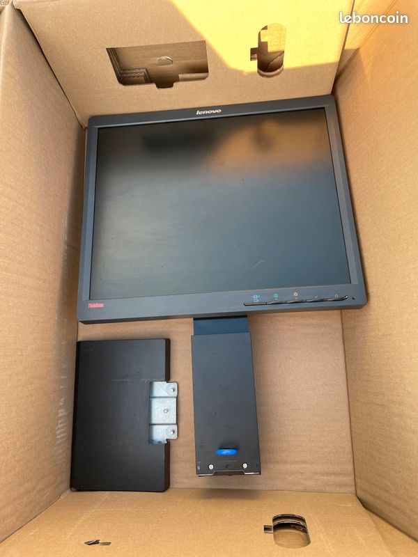 Écran PC Lenovo très bon état (image 1)