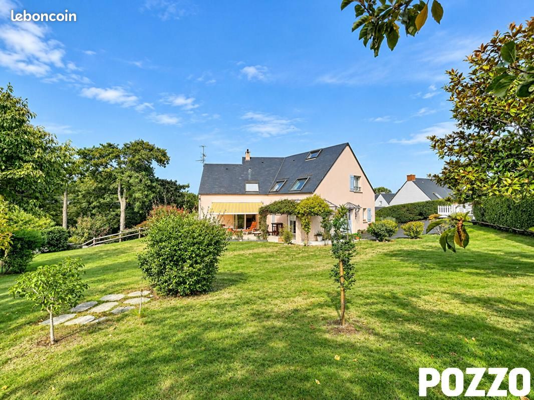 Maison 7 pièces 182 m² · à Donville-les-Bains · 182 m² · 945 000 €