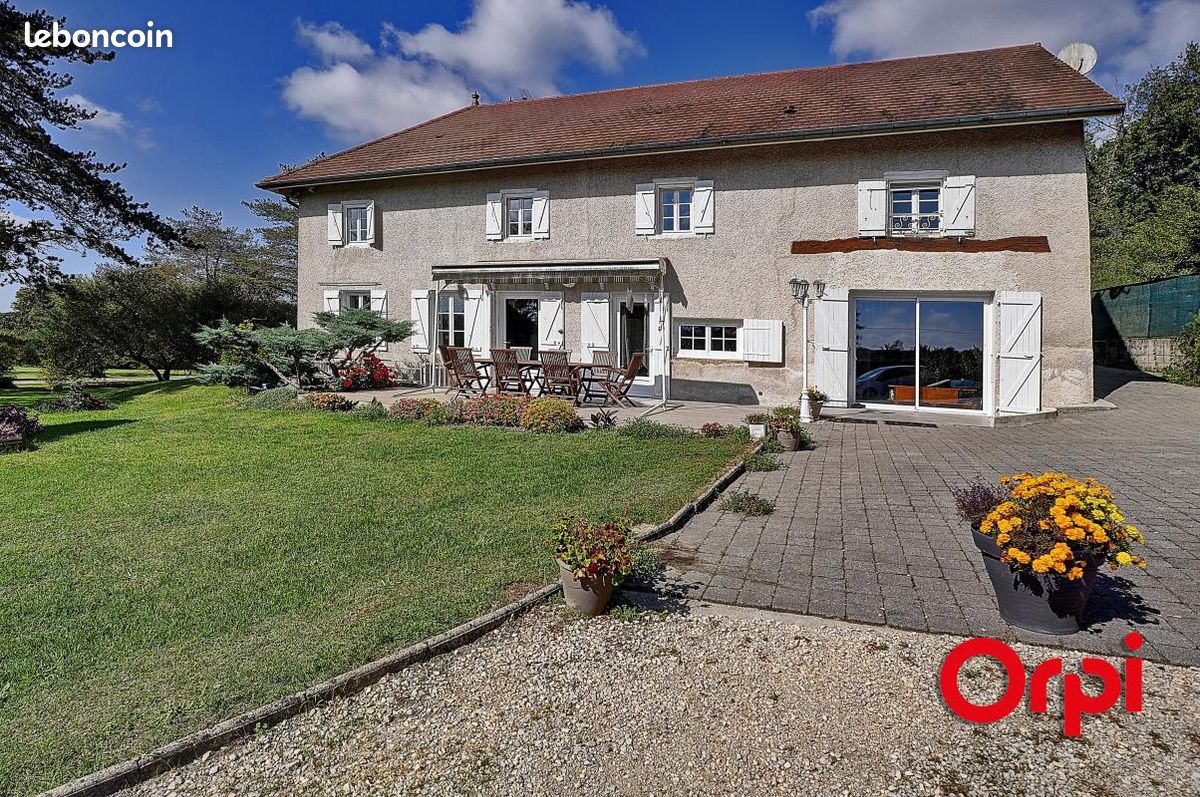 Maison 5 pièces 181 m² · à Morestel · 181 m² · 450 000 €