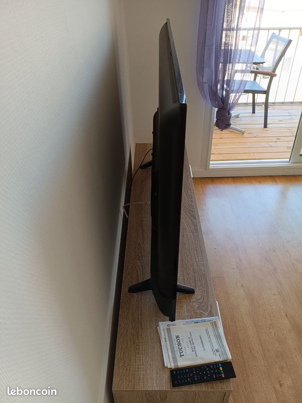 TV télé 4K 139cms 55' (image 3)