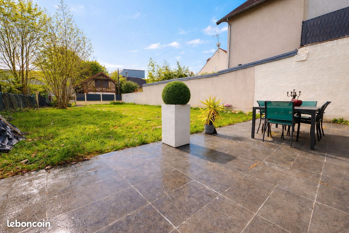 Maison 5 pièces 193 m² · à Créteil · 193 m² · 1 010 000 €
