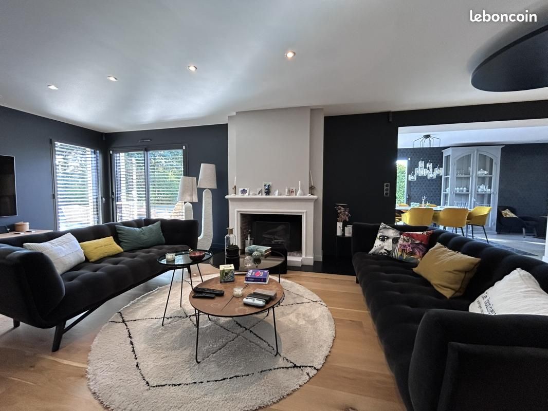Maison 6 pièces 210 m² · à Bruz · 210 m² · 796 950 €