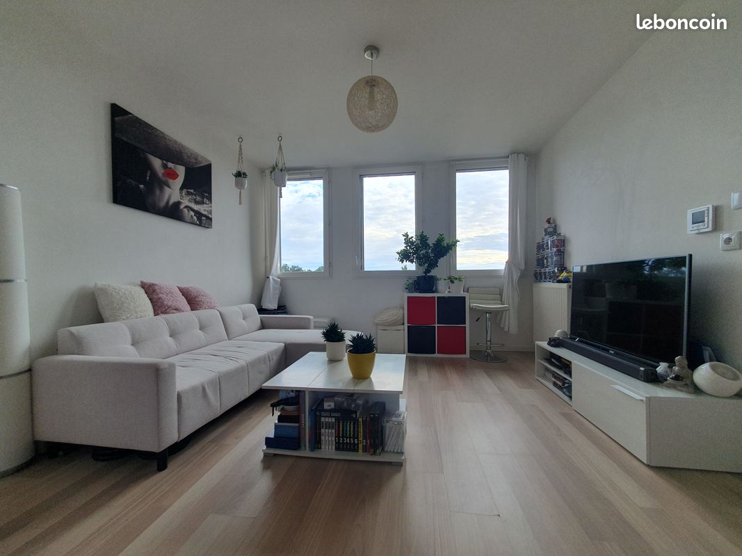 Appartement 2 pièces 44 m² · à Sainte-Geneviève-des-Bois · 43,5 m² · 150 000 €