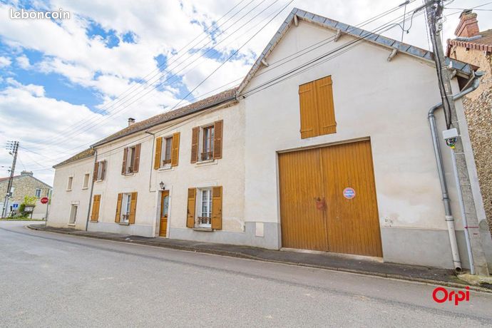 Maison 3 pièces 109 m²