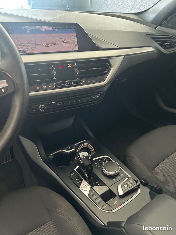 Bmw 116da business design dkg7 carplay / camera (image 12)