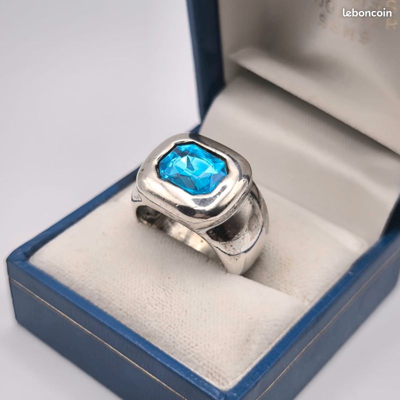 Bague Vintage En Métal Doré - Jolie Et Simple - Occasion