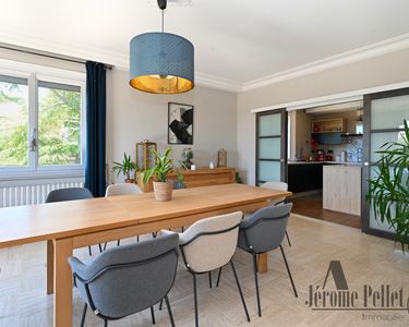 Maison 800 000 € - 235 m²