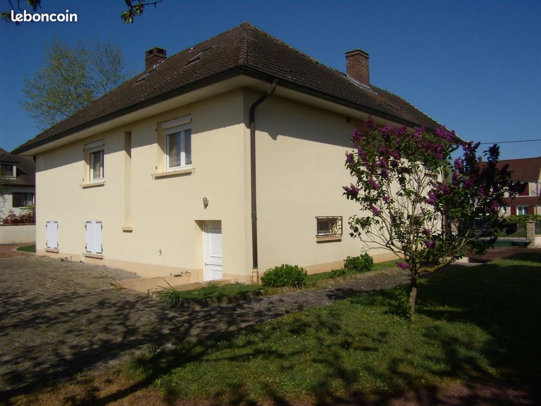 Maison 7 pièces 130 m² · à Varennes-le-Grand · 130 m² · 280 000 €