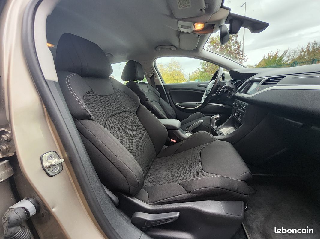 CITROEN C5 TOURER e-HDi 110 Airdream Millenium BMP6 (image 15)