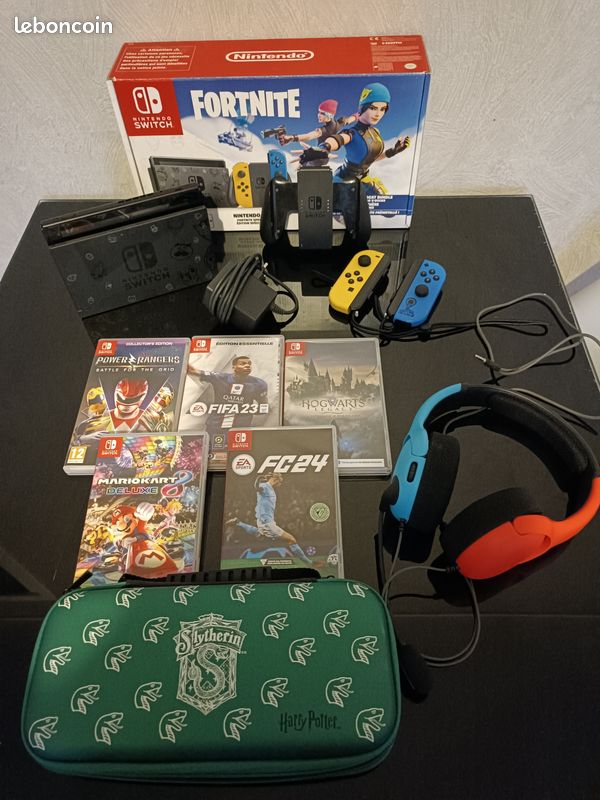 Nintendo Switch Édition fortnite (image 1)