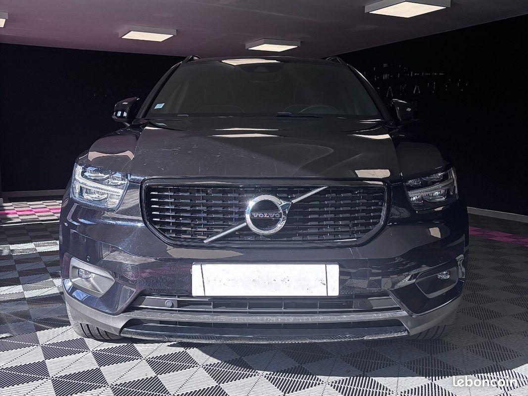 VOLVO XC40 T5 Recharge 180+82 ch DCT7 R-Design (image 8)