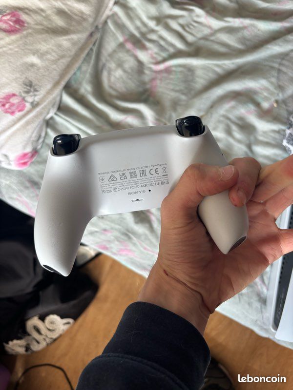PlayStation5 (image 5)
