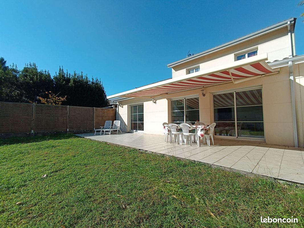 Maison 5 pièces 146 m² · à Villenave-d'Ornon · 146 m² · 525 000 €
