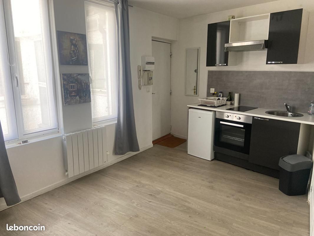 Appartement 1 pièce 17 m² · à Lille · 17 m² · 590 €/mois