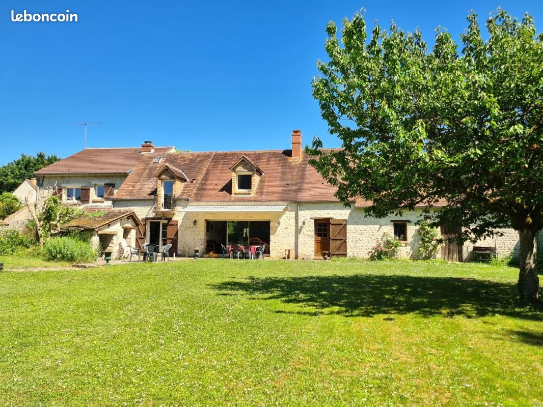 Maison 11 pièces 250 m² · à Morigny-Champigny · 250 m² · 498 000 €