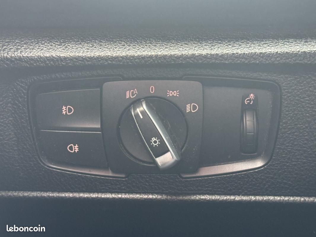 BMW Serie 2 Coupé 218d 143 ch Sport A (image 11)
