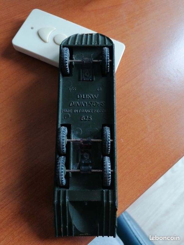 Miniature Dinky Toys 825 – DUKW Amphibie, 1/43, Véhicule Militaire Occasion
