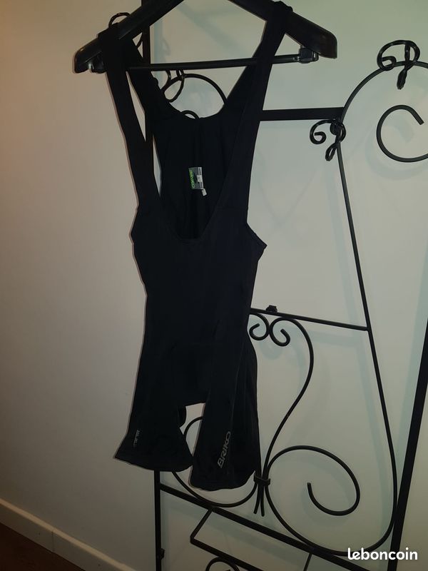 Maillot cycliste et cuissard court (image 4)