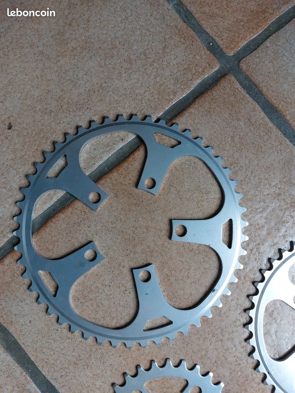 Plateau VTT Stronglight CT2 2x10v extérieur (41 à 45 dents) noir Diam 120mm - Partie cycle vélo sur La Bécanerie