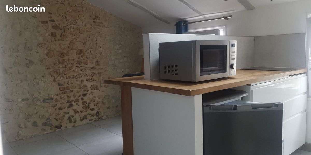 Appartement 1 pièce 20 m² · à La Rochelle · 20 m² · 560 €