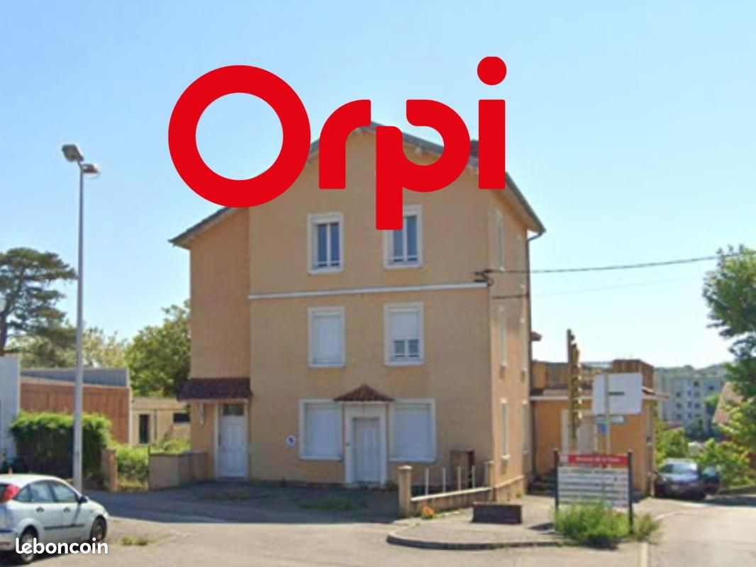 Local commercial 344 m² · à Saint-Quentin-Fallavier · 344 m² · 690 000 €