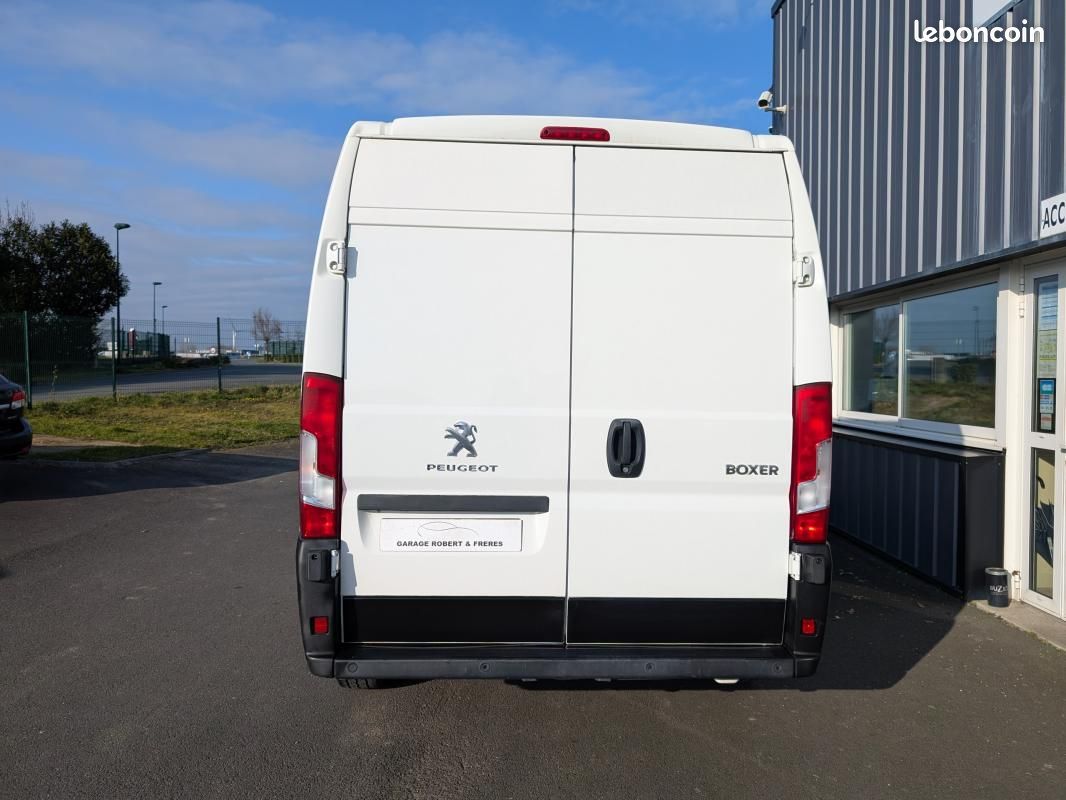Peugeot Boxer FOURGON TOLE 330 L2H2 BLUEHDI 130 S&S PREMIUM PACK (image 5)