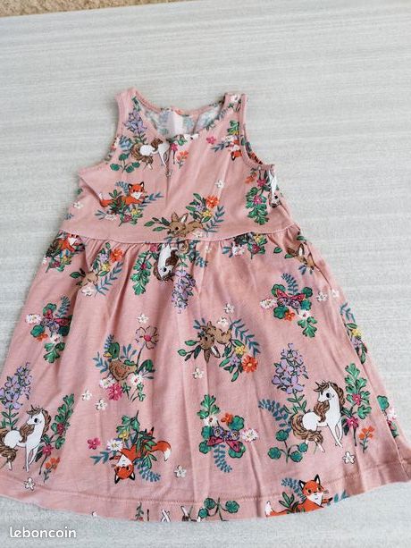 LOT VETEMENTS 2 ans FILLE (image 1)