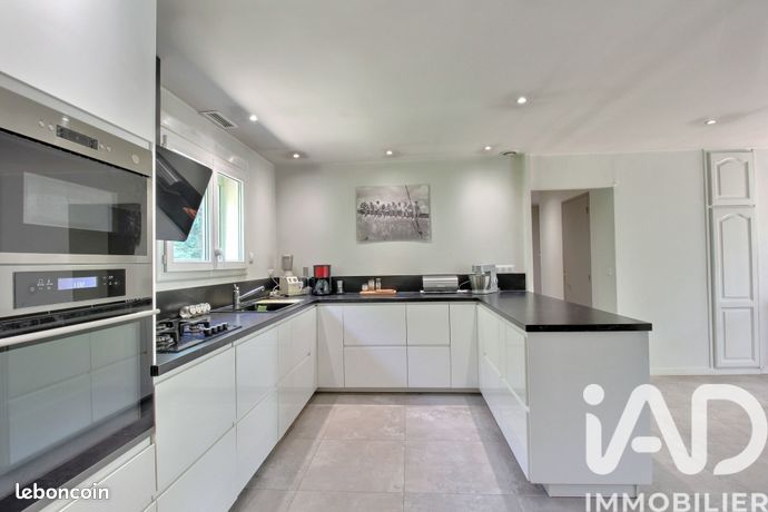 Maison familiale 5 pièces 109 m²