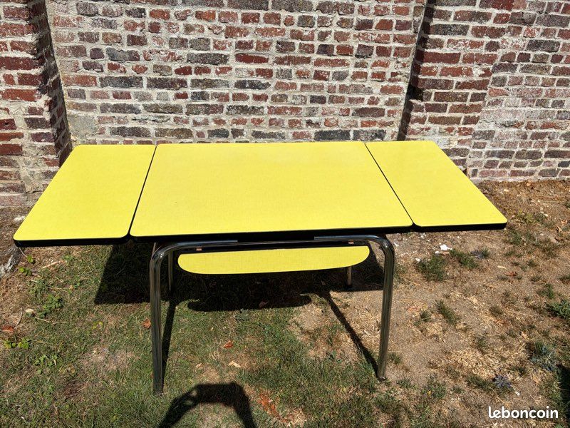 Table en Formica jaune (image 11)