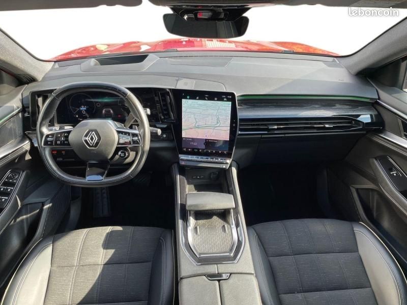 Renault Austral 1.2 E-Tech full hybrid 200ch Iconic (image 14)