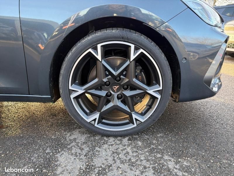Cupra Leon 1.5 eHybrid 272ch VZ DSG6 (image 28)