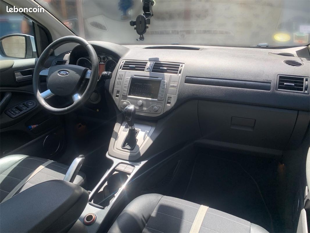 FORD KUGA Garantie 24 mois 2.0 TDCi 140 4x4 Titanium (image 10)