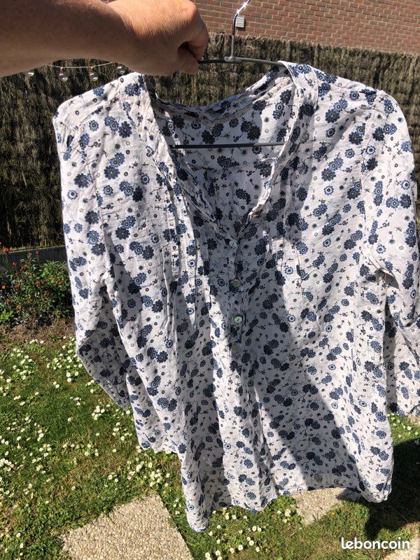 Blouse beige fleurie bleu M (image 1)
