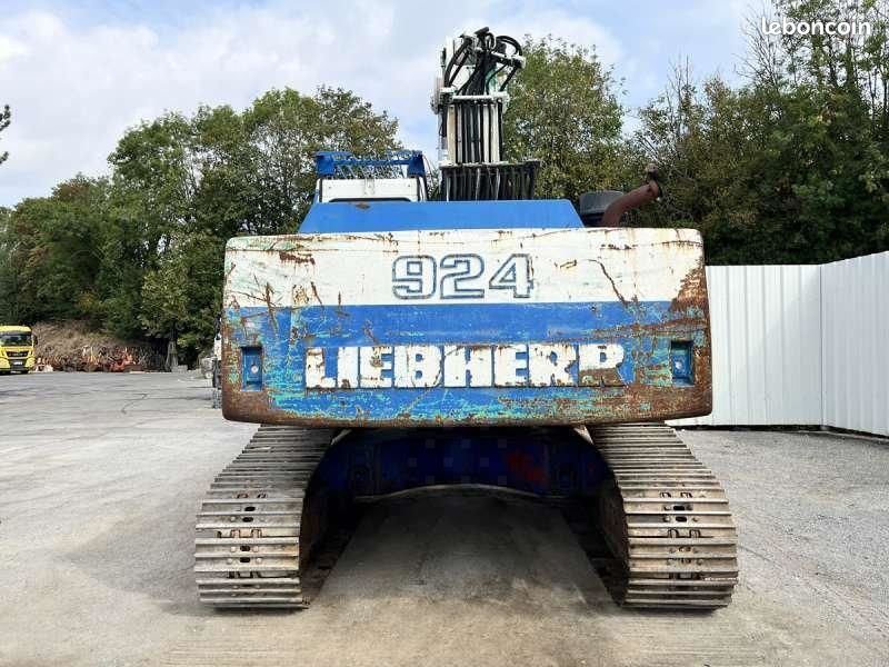 Liebherr R924B HD-SL + PINCE A FERRAILLES (image 7)