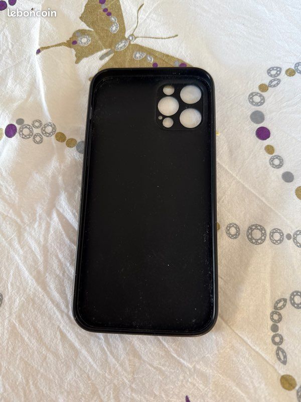 Coque iPhone 12 Pro (image 1)