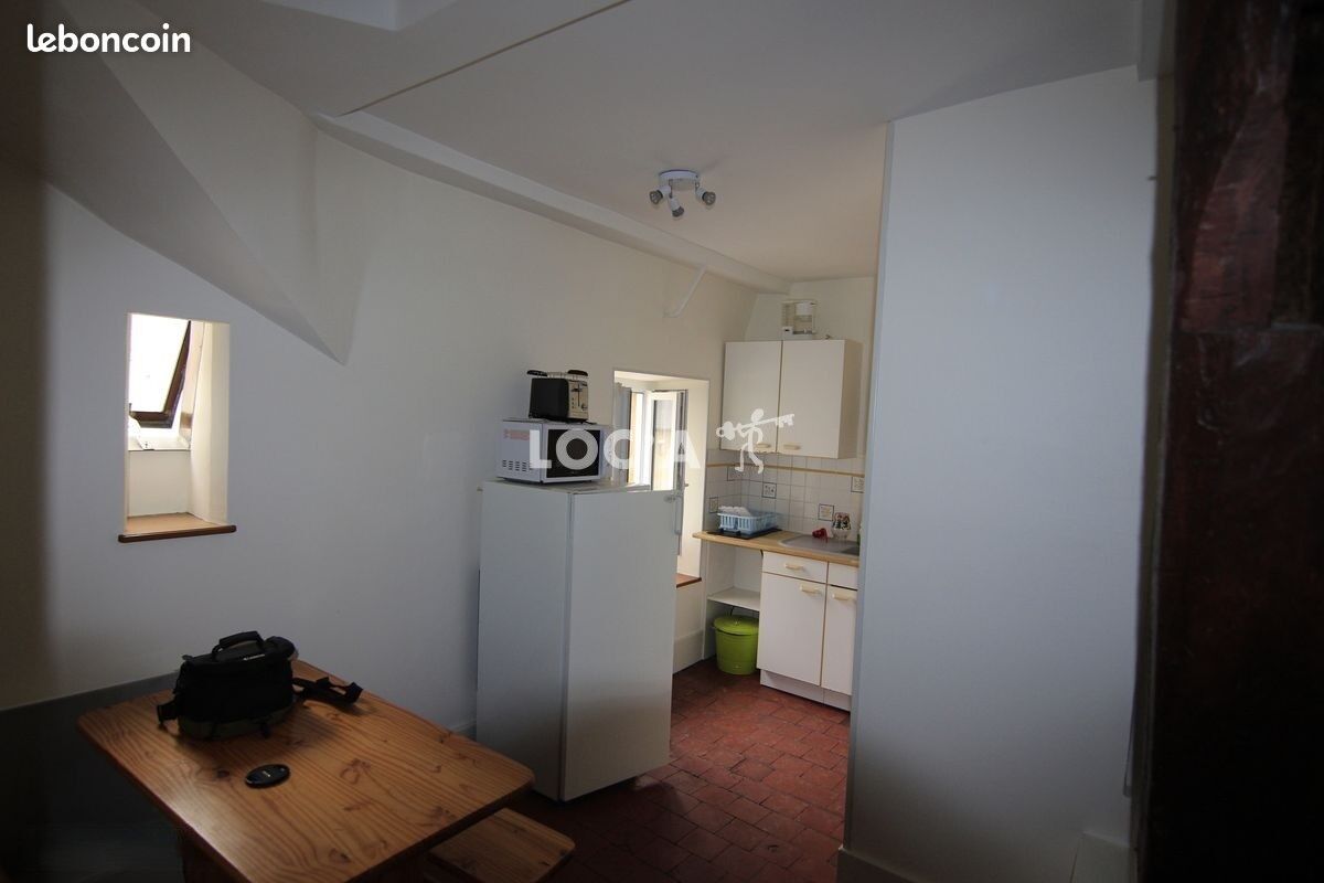 Appartement 1 pièce 28 m² · à Dijon · 28 m² · 570 €