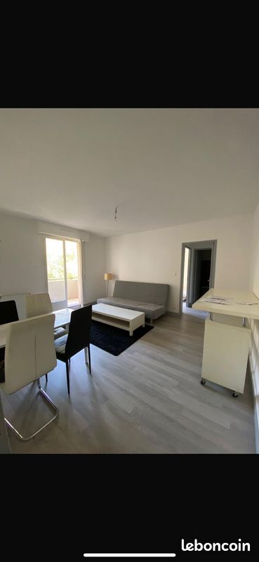 Appartement 2 pièces 45 m² · à Nîmes · 45 m² · 720 €