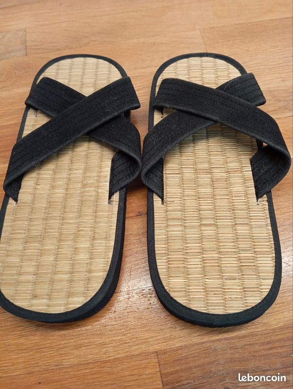 Mules japonaises taille 35/36 Chaussures