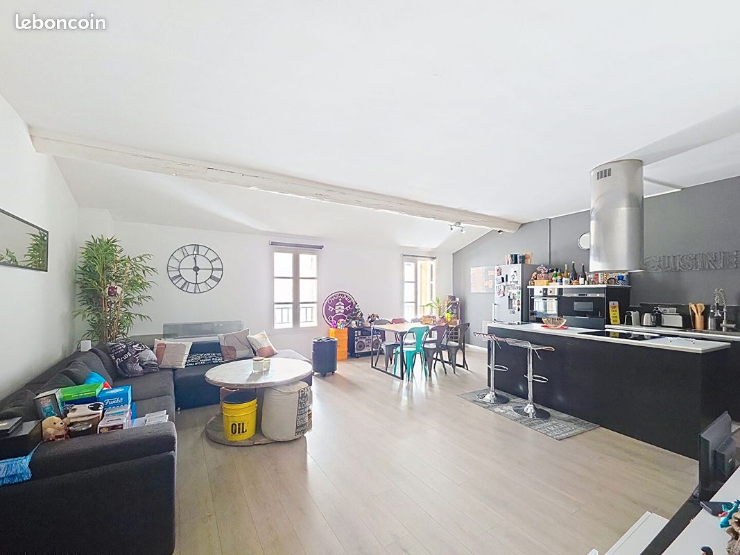 Appartement 2 pièces 69 m² · à Avignon · 69 m² · 180 000 €