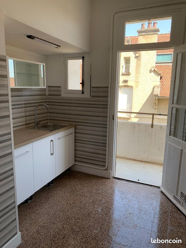 Appartement 3 pièces 74 m² · à Dijon · 74 m² · 950 €
