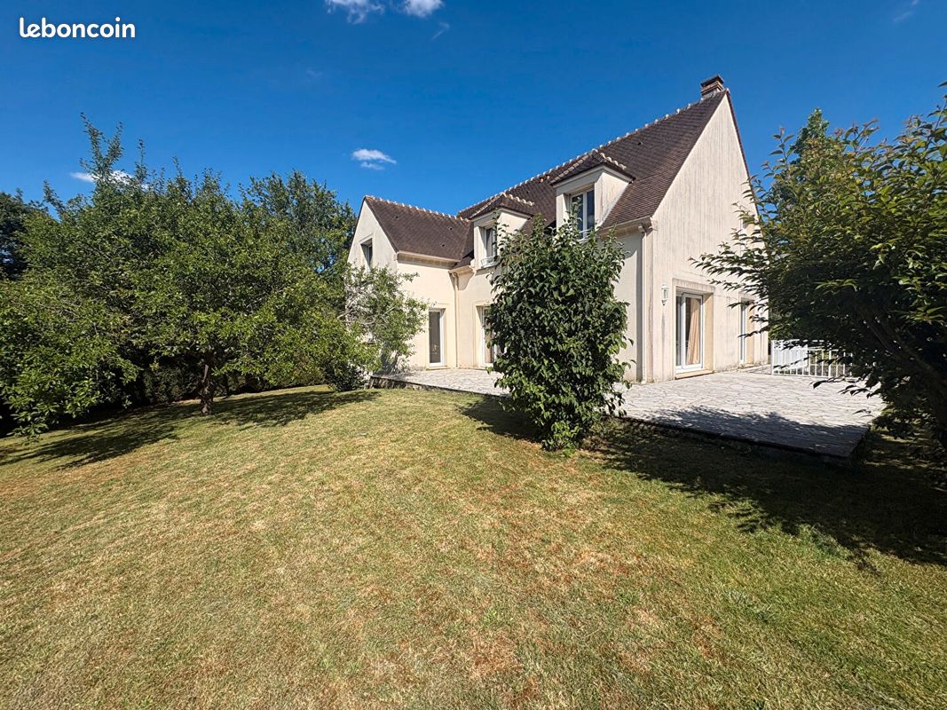 Maison 7 pièces 180 m² · à Marly-le-Roi · 180 m² · 1 070 000 €