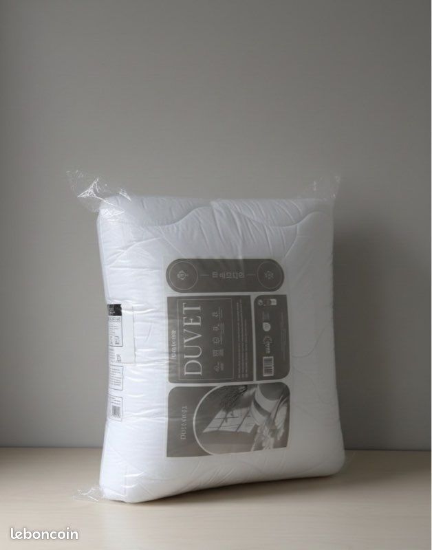 Couette toutes saisons neuve 240x260 certifiée OEKO-TEX (image 1)