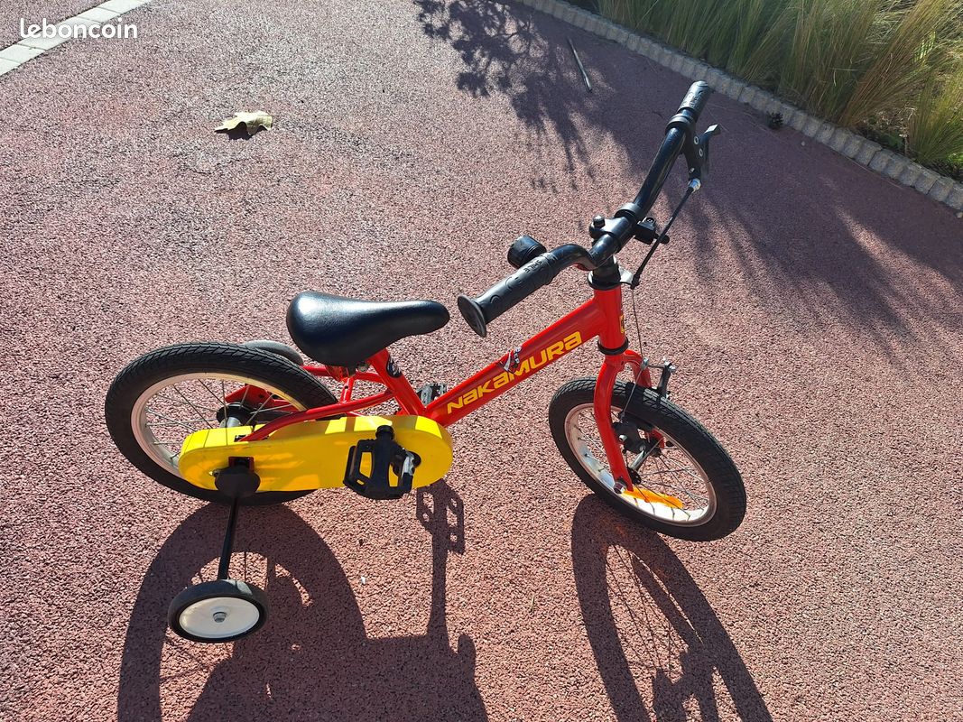 Vélo enfant 2-4 ans avec petites roue Vélos