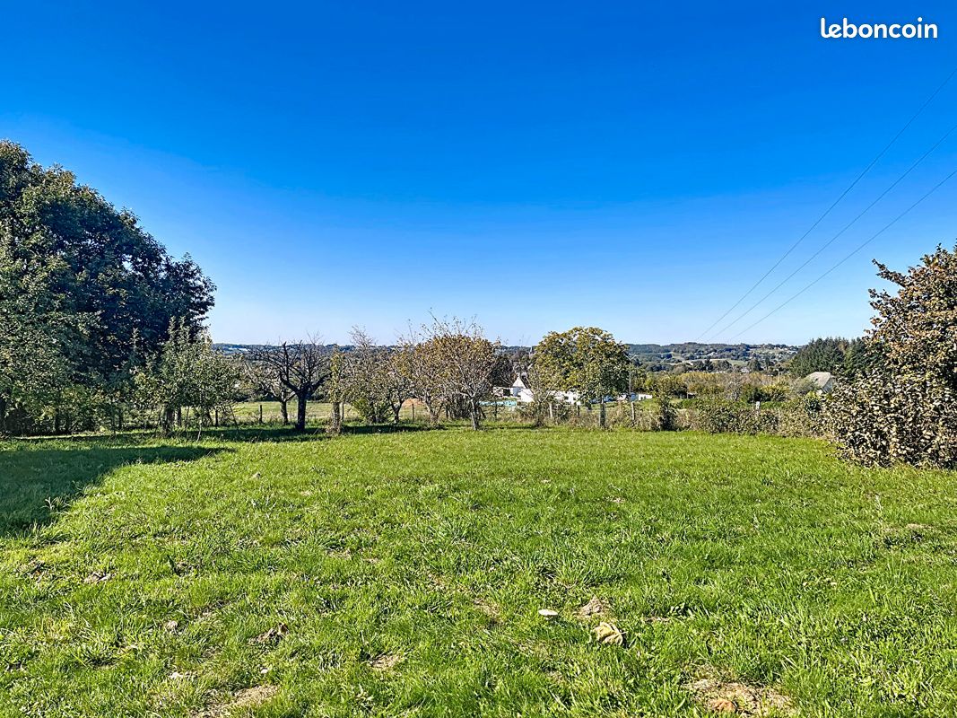 Terrain 1572 m² · à Sadroc · 1 572 m² · 34 000 €