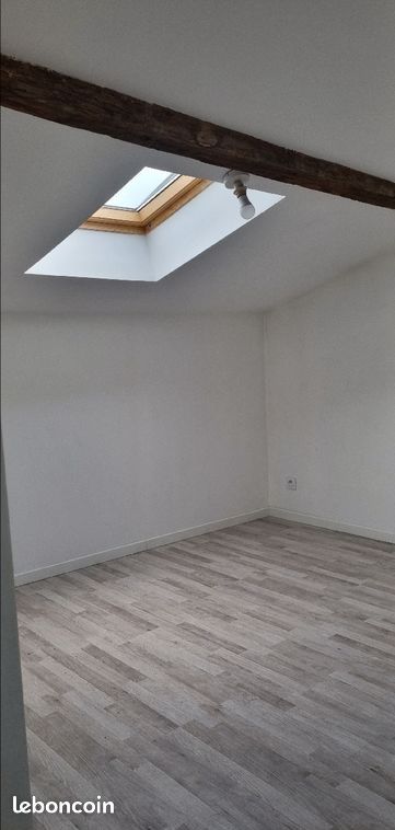 Appartement a louer  - 4 pièce(s) - 65 m2 - Surfyn