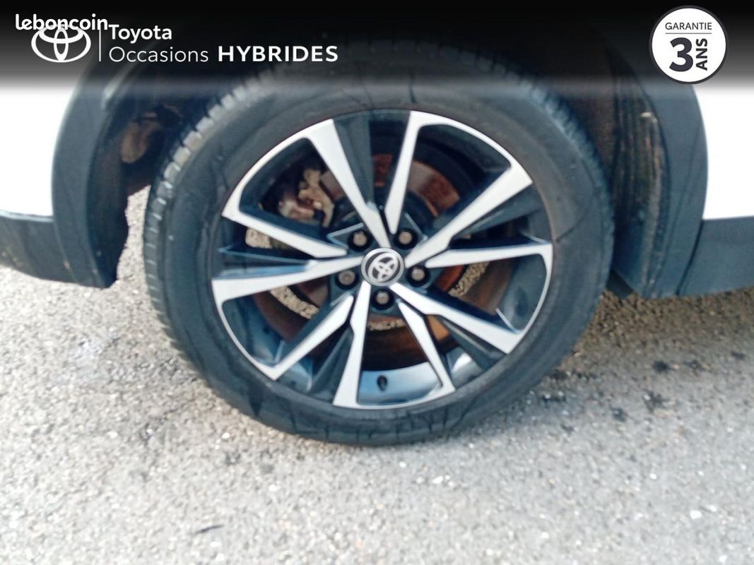 Toyota C-HR 1.8 Hybride 140ch Design MY25 (image 16)