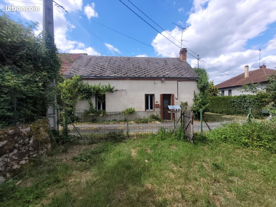 Maison 3 pièces 53 m² · à Saint-Silvain-Bas-le-Roc · 53 m² · 37 500 €