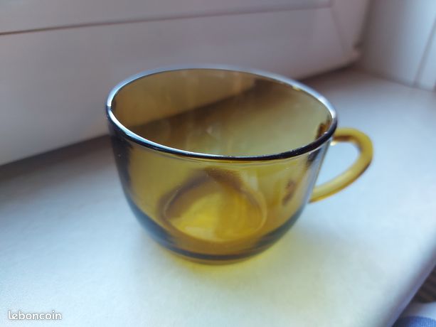 Lot 8 Tasses à Café Vereco Verre Fumé Vintage – Ht 5,5 Cm