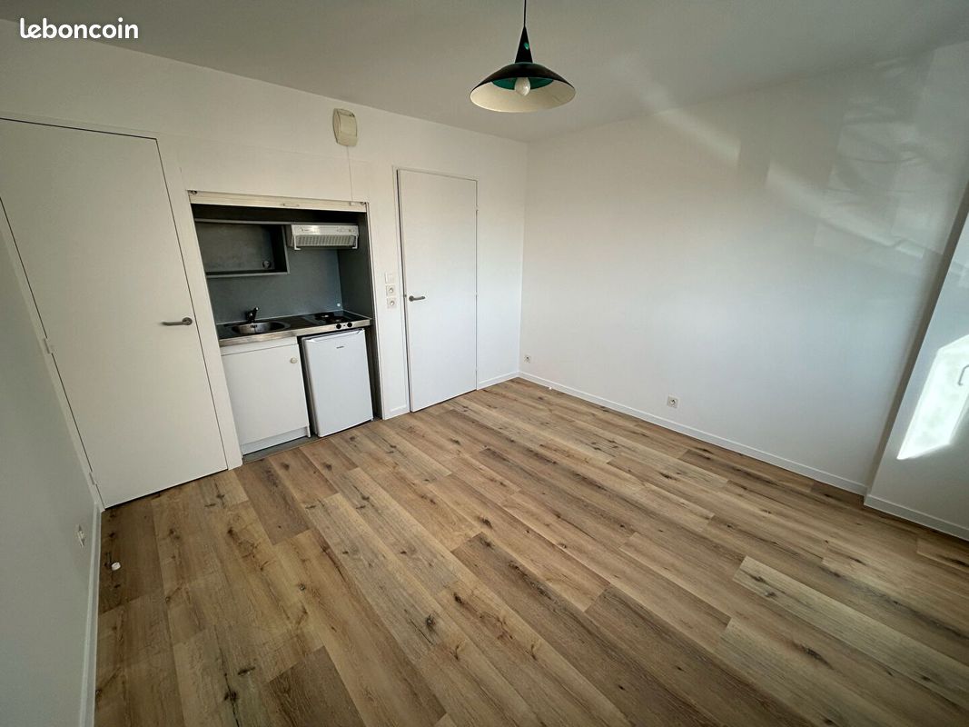 Appartement 1 pièce 22 m² · à Saint-Benoît · 22 m² · 410 €